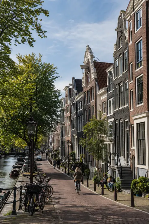 Street Details around Amsterdam Canal House Street