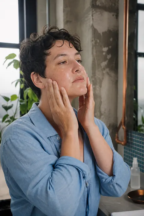 Face Oil Pressed into Damp Skin