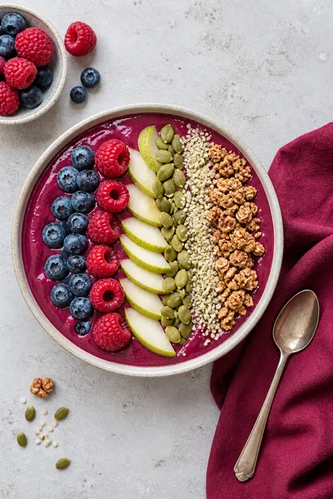 Berry Beet Smoothie Bowl with Apple
